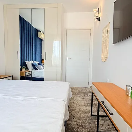 Апартаменти - Beachfront - Zlatna Kotva A60